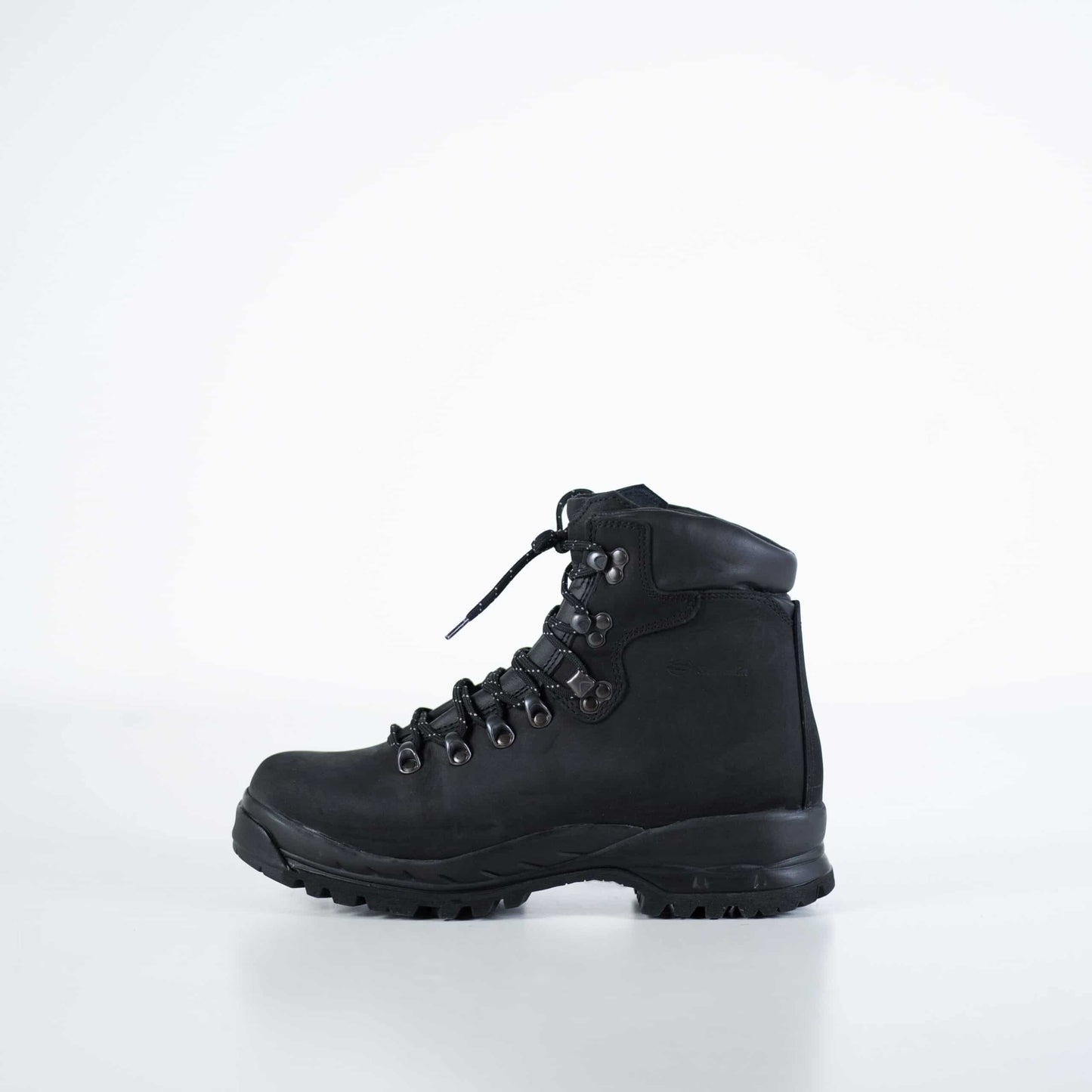 Schwarze Wanderstiefel