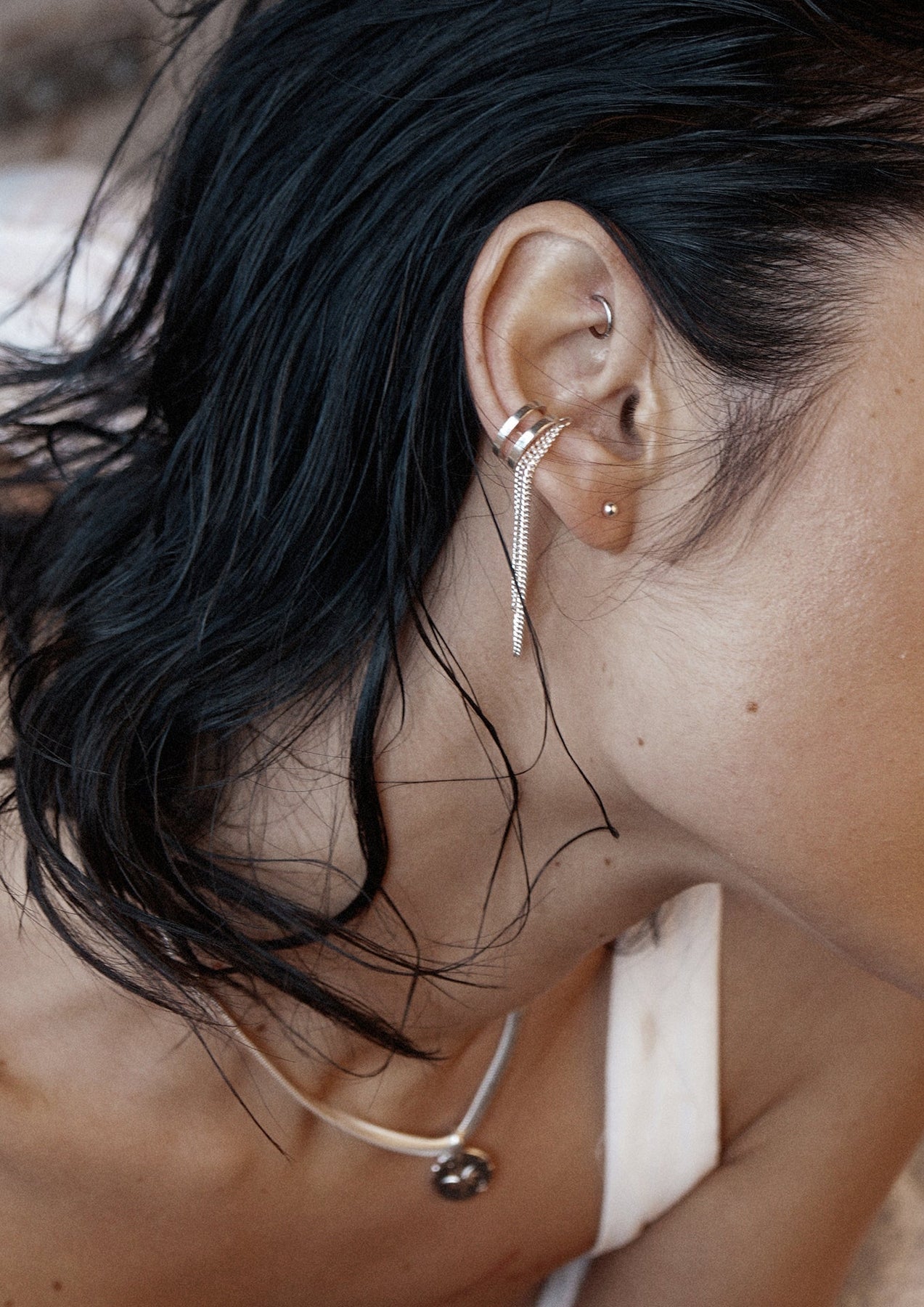 Revolve Ear Cuff - Silber